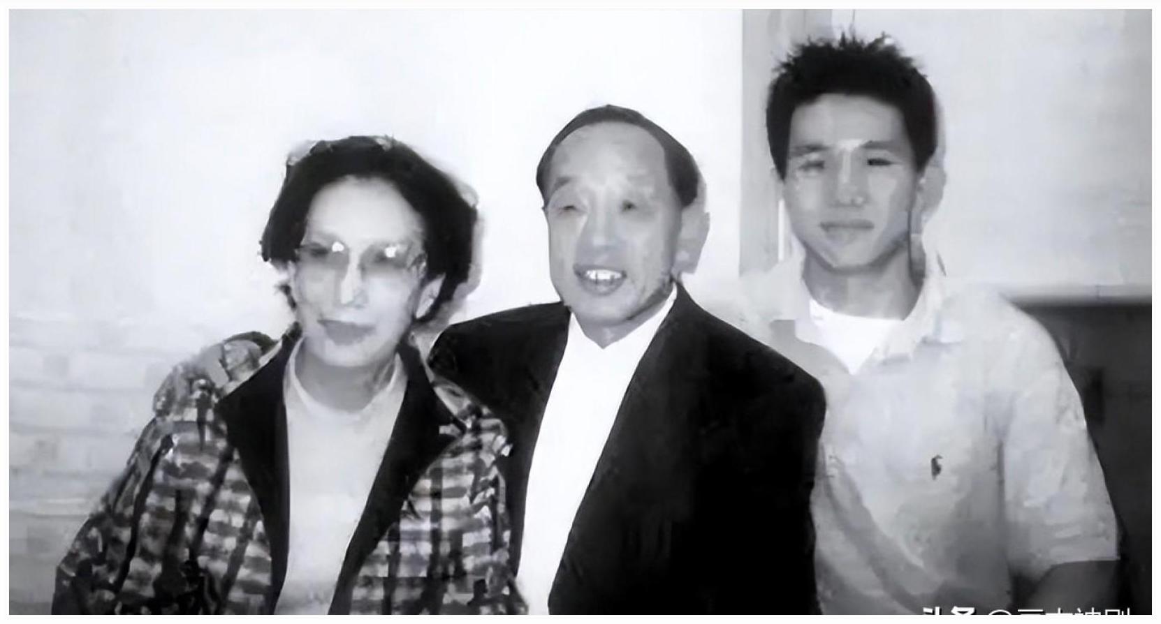 李禾禾放弃清华去美国拿全额奖学金,还隐瞒家世打工读书,图的到底是