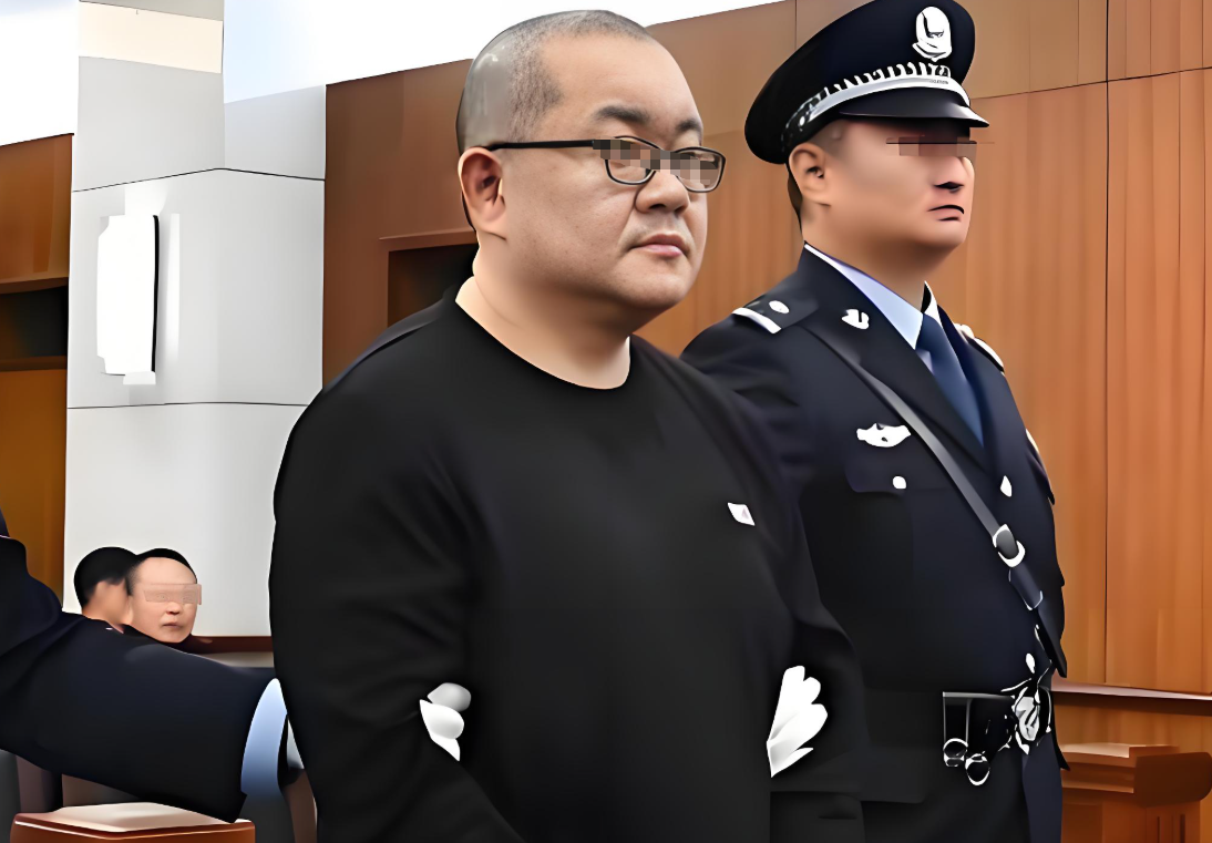 孙小果被执行死刑后,前女友透露他的生活内容,细节让人毛骨悚然
