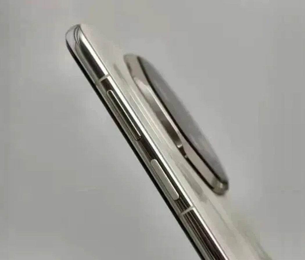 华为新机突然曝光,Mate 80 Air有望亮相,坚决不缩水!