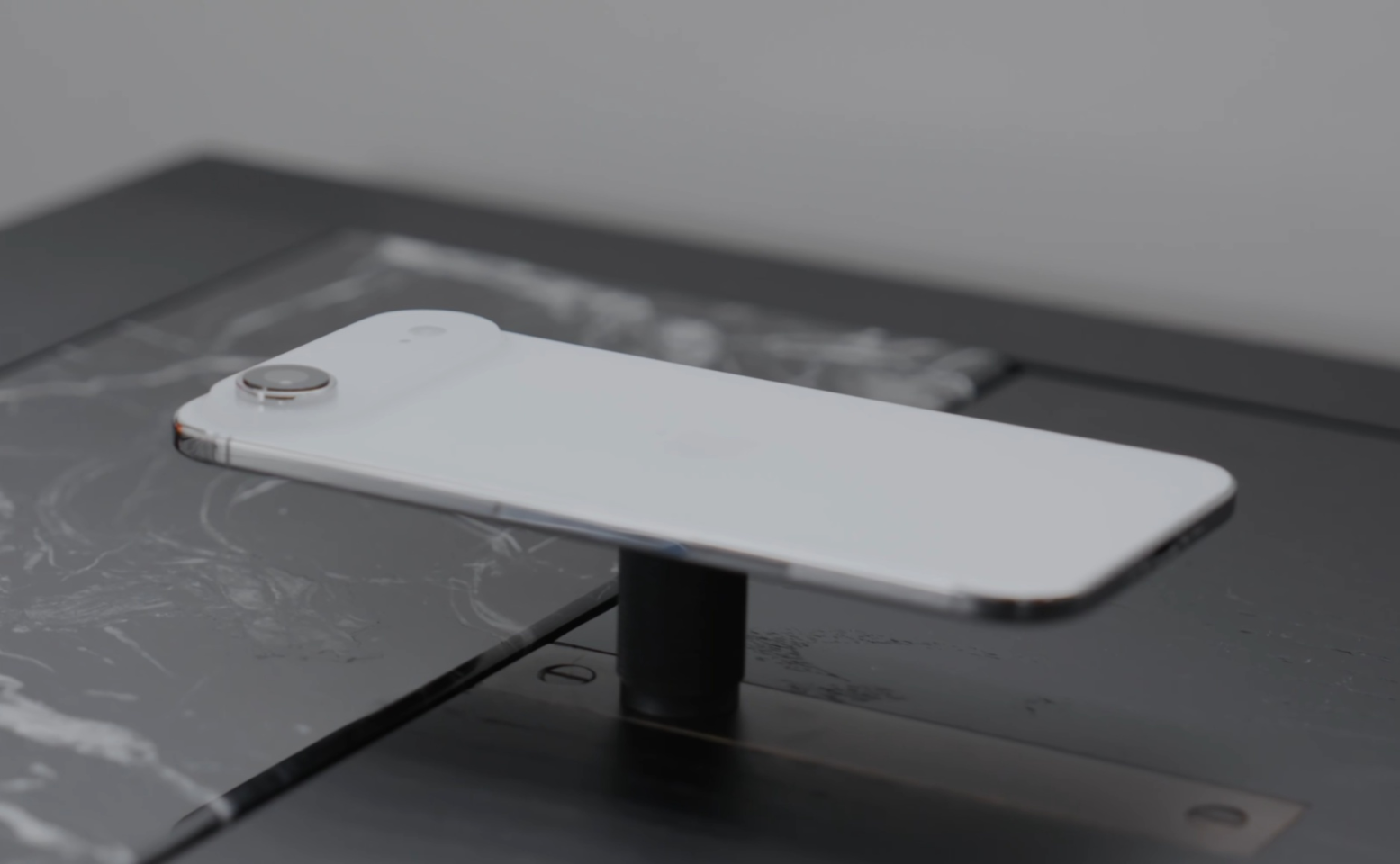 华为新机突然曝光,Mate 80 Air有望亮相,坚决不缩水!