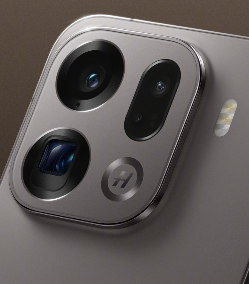 OPPO官宣“新旗舰”,直角中框质感拉满,设计变化很明显!