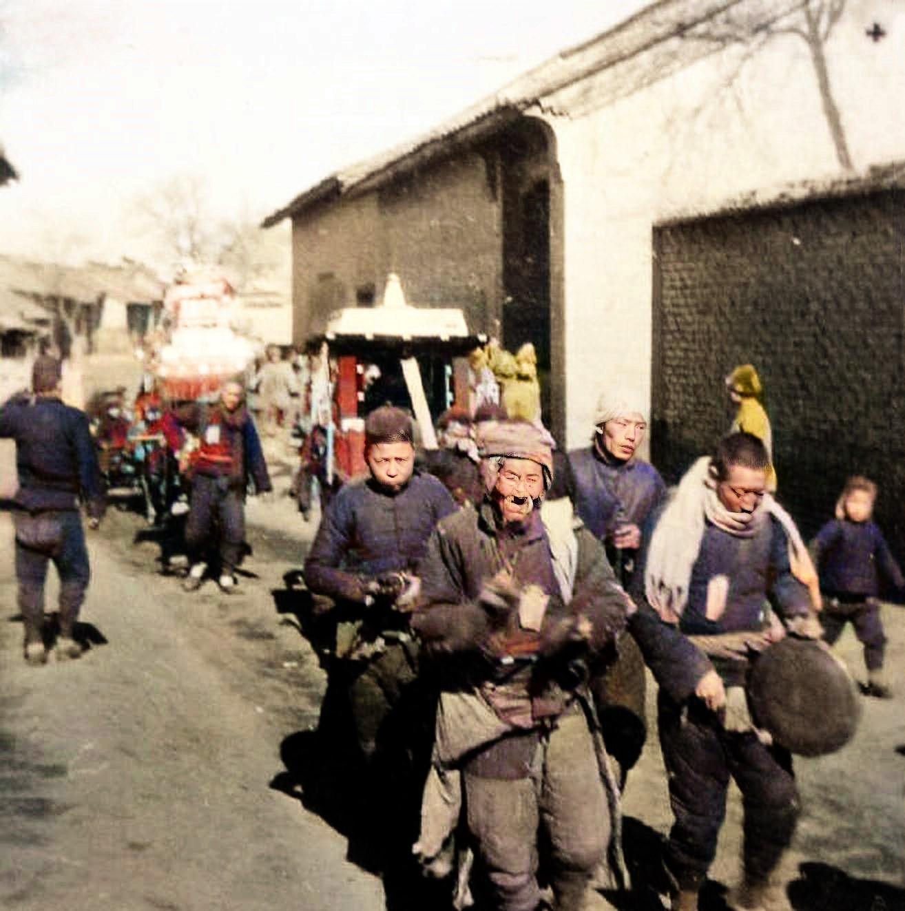 一组1938年拍摄的山西太原旧影像来源于侵华日军的私人照片集