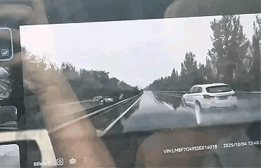 G55把人甩出车外我才看懂：最牛的安全配置，就是“咔哒”一声-有驾