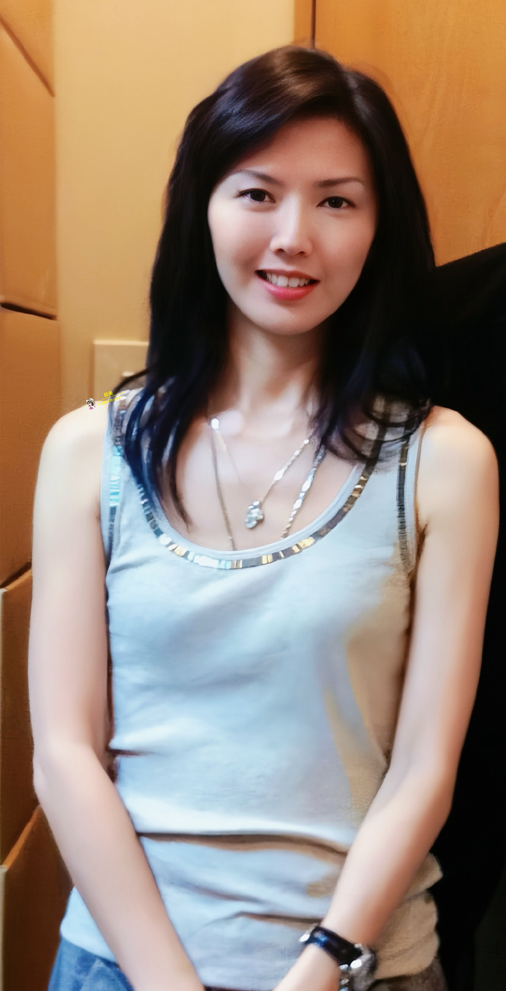 韩红演唱会爆料!孙燕姿匿名捐款已17年,身穿15元t恤却捐款千万