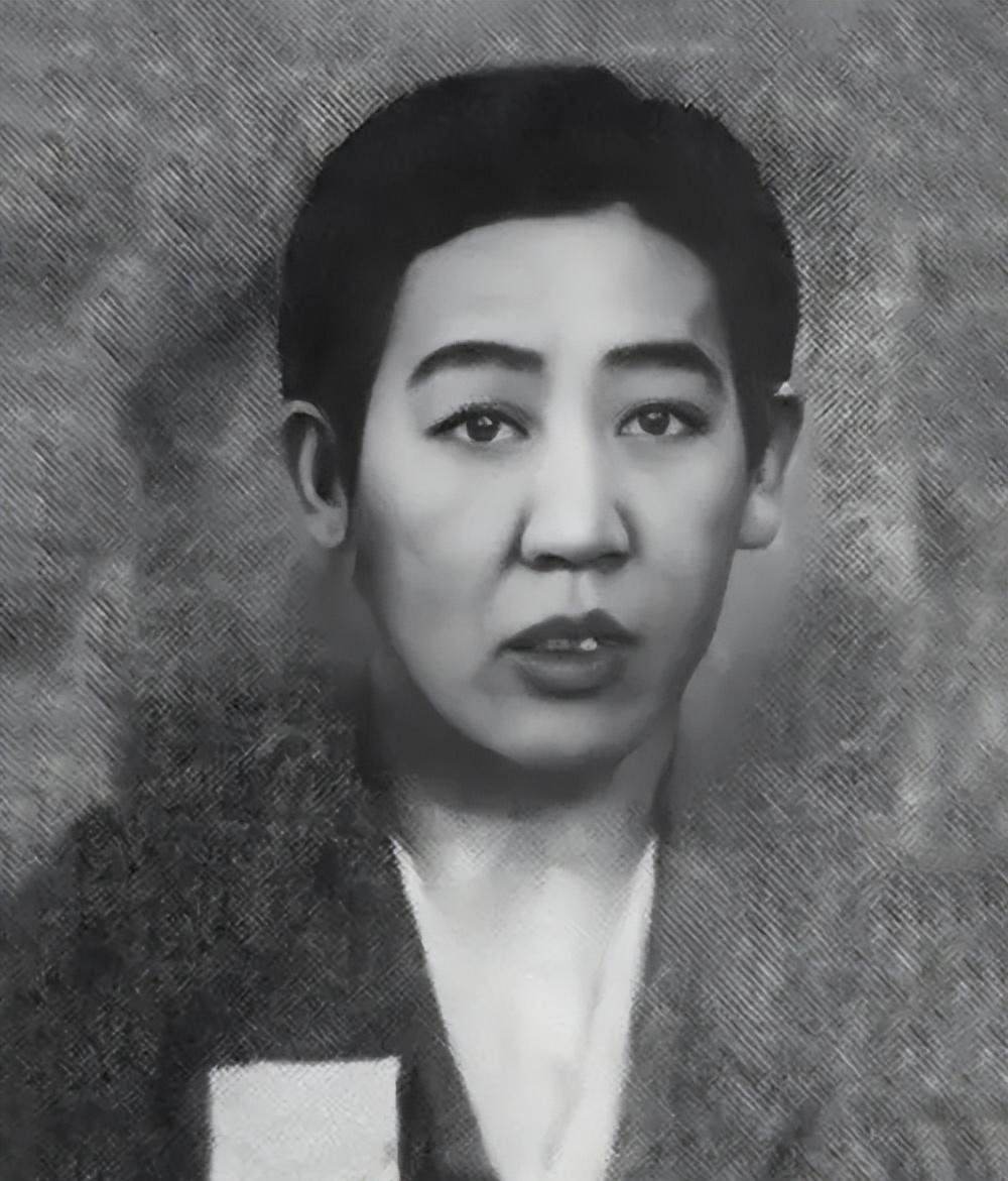 川岛芳子美丽无比?执行抓捕的军统回忆:全身有针孔,分不清男女