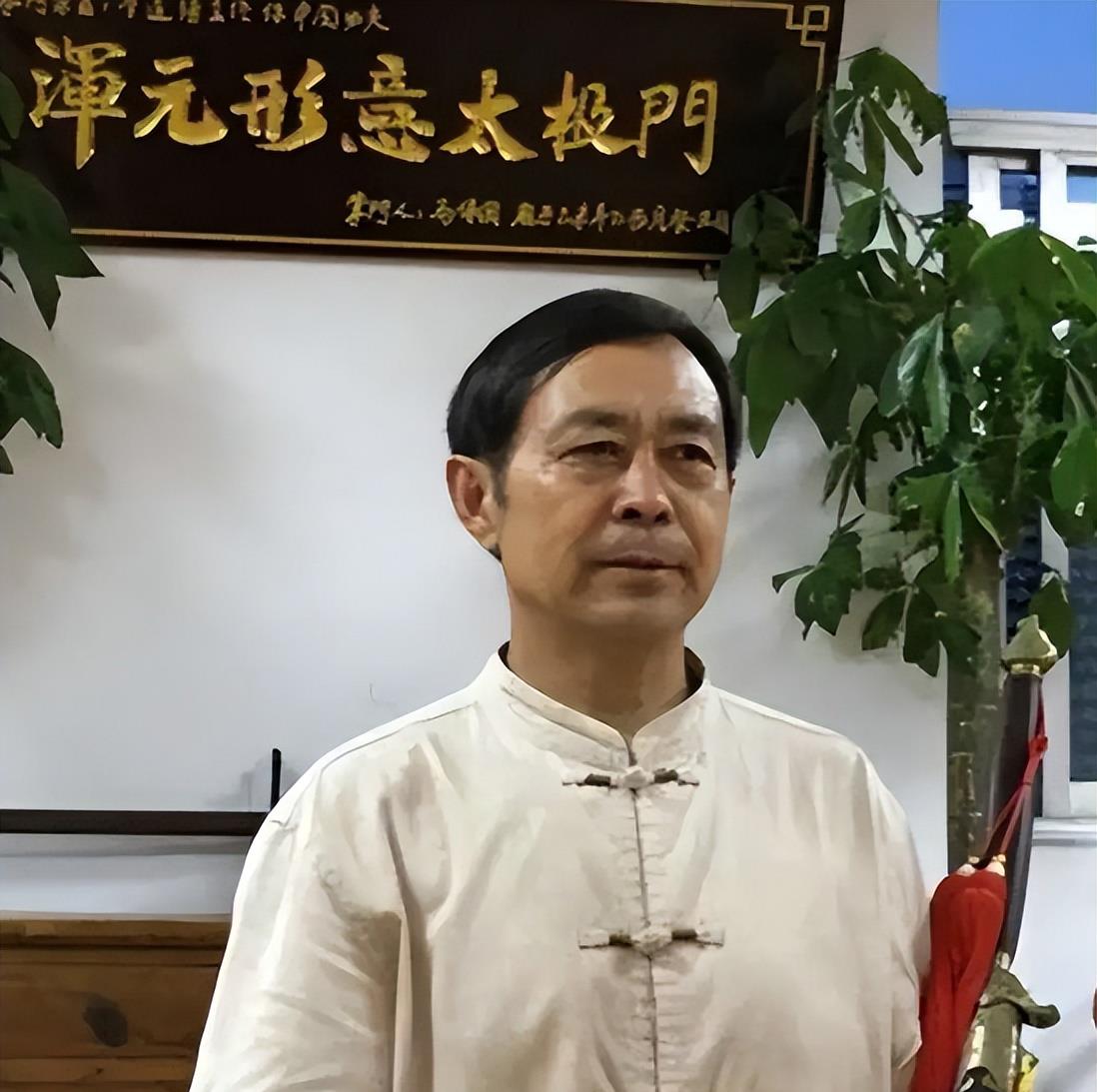 央视严厉批评曾一击倒地的传统武术大师马保国,如今声誉再度逆转