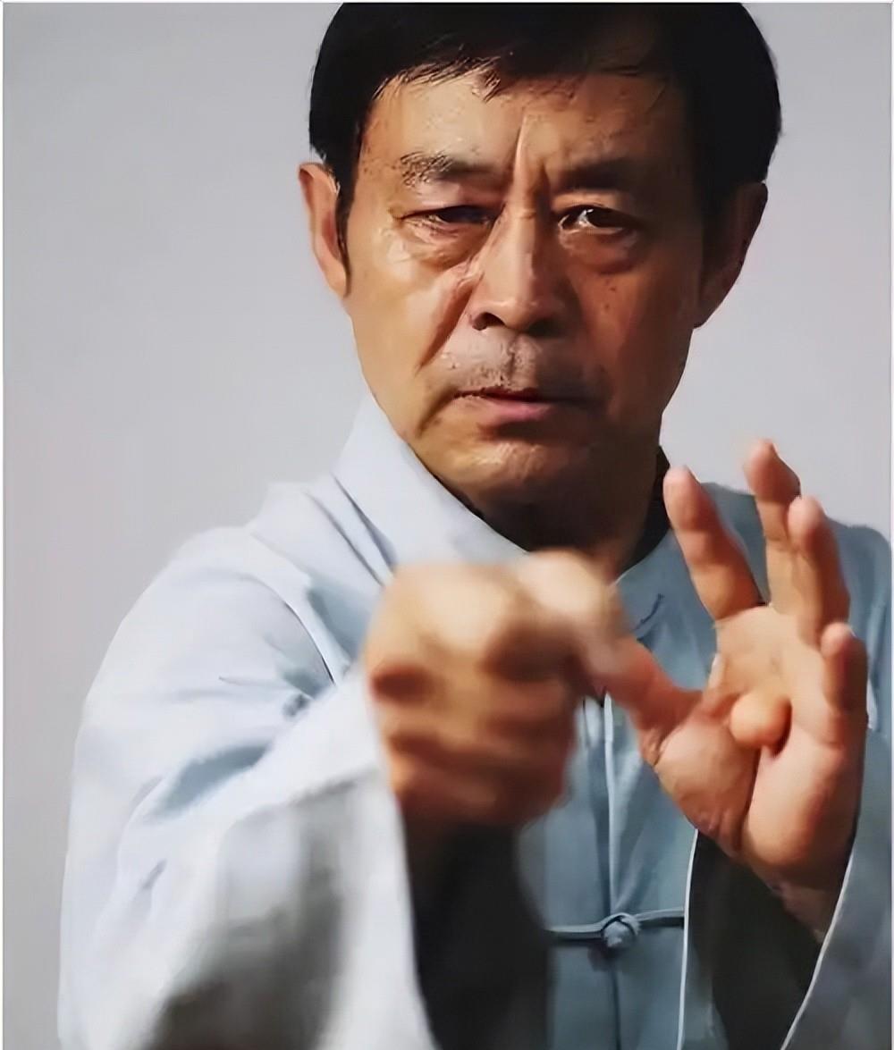 央视严厉批评曾一击倒地的传统武术大师马保国,如今声誉再度逆转