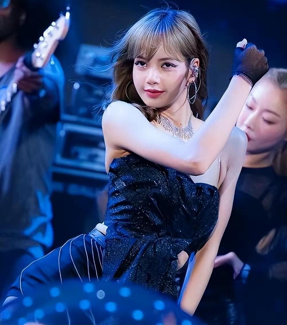 里面不仅是"脱衣舞"!