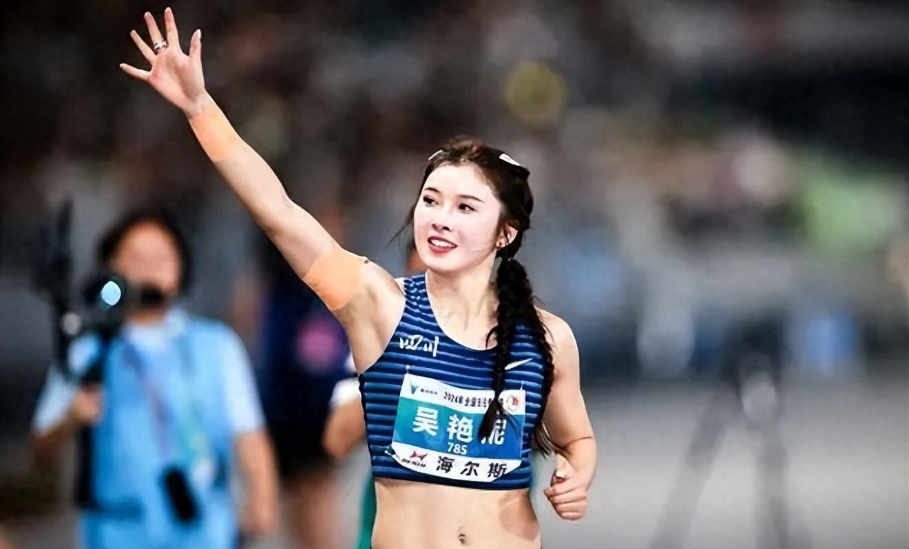 田径女神第一视角跨栏全程高能,沉浸体验引爆全网