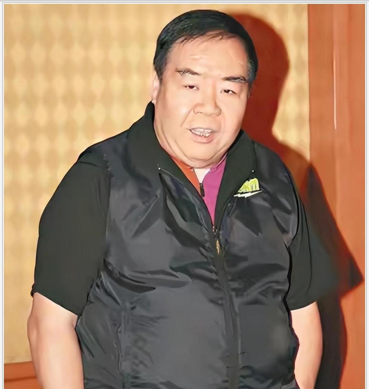 郑则仕回应去世传闻不聊身体只报时间,这细节你咂摸出来了吗