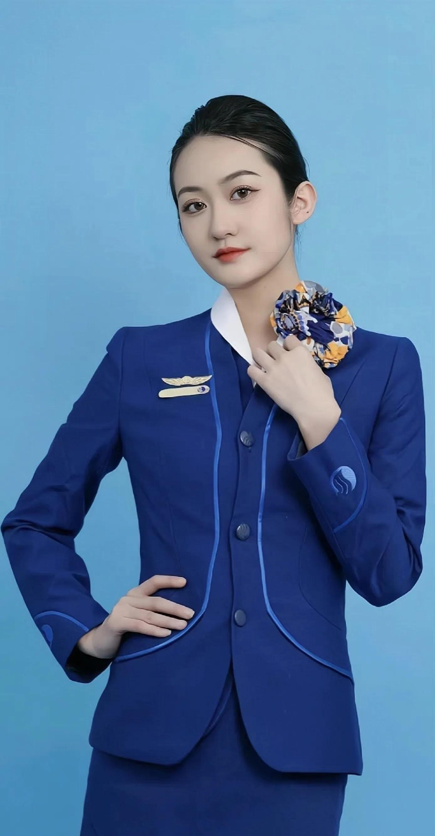 山东航空空乘人员制服写真集