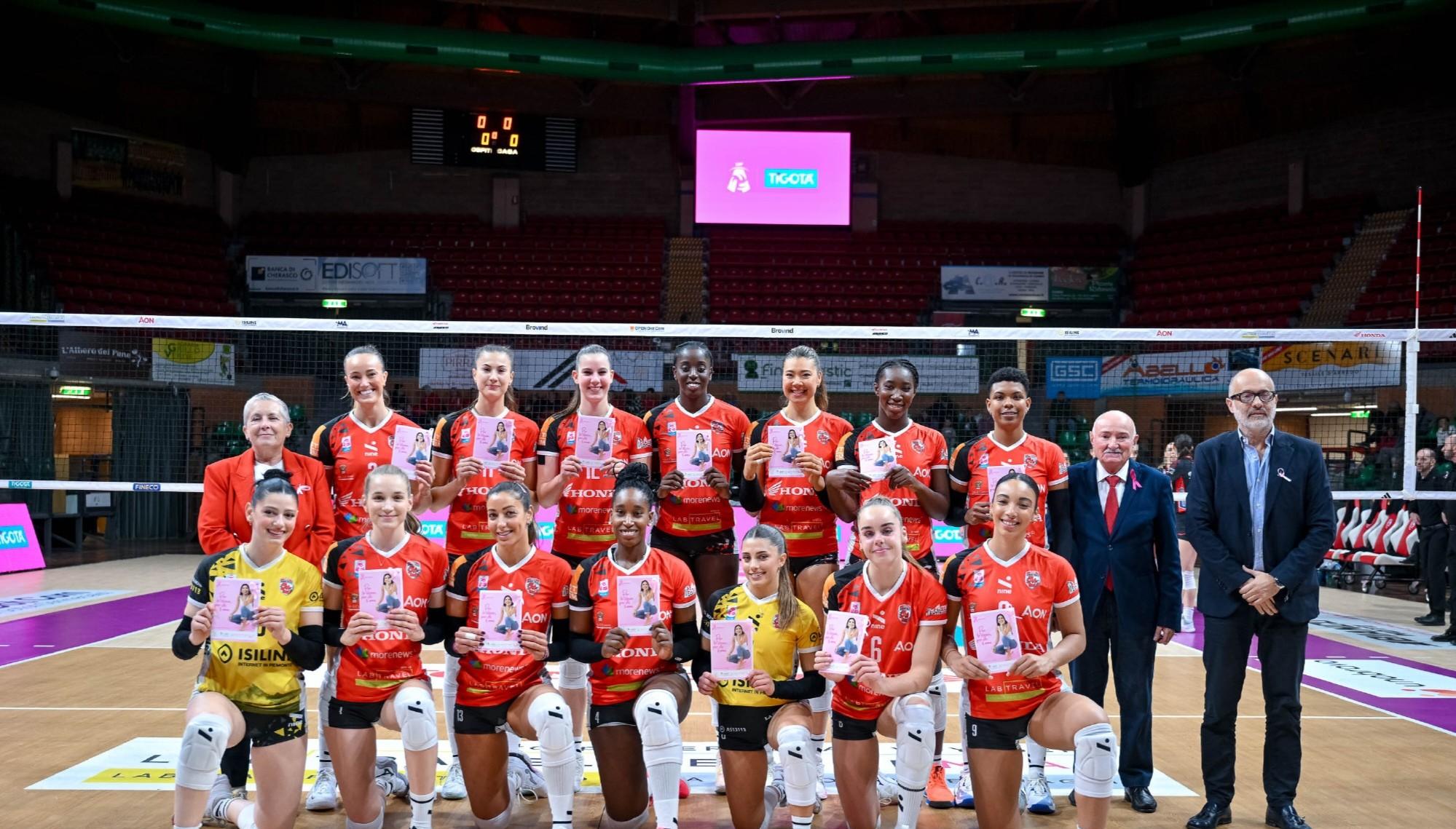 意甲女排零封诺瓦拉!科内胜出