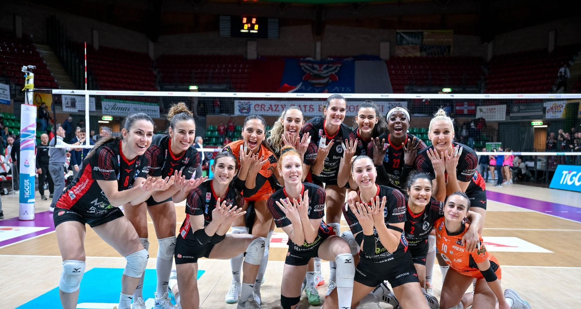 意甲女排联赛第五轮科内零封诺瓦拉,三场技术统计出炉