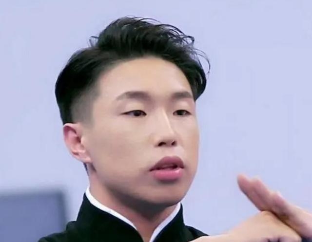 烧饼打高尔夫,郭德纲这盘棋下得有多大?