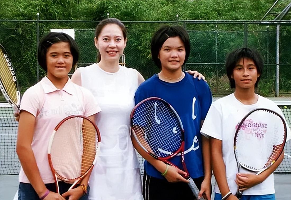 82年网球名将胡娜出逃美国,32年后高调回国:当年我只是为了梦想!