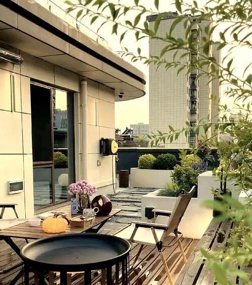 心态平衡了!陈赫豪宅漏成筛子,顶楼的坑到底有多深?