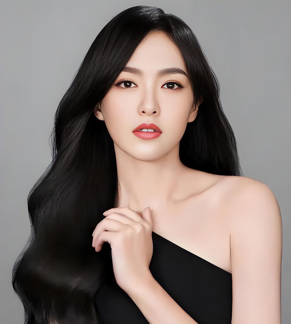 时隔八个月,张翰再次传出新恋情,但背后却有隐秘,唐嫣未曾错