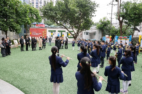 以评促优强美育,以艺育人润童心