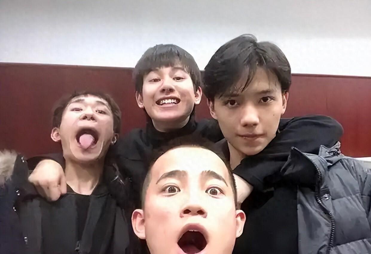 影帝易烊千玺,编制内胡先煦,提名者周政杰,短剧罗一舟,这宿舍是神仙