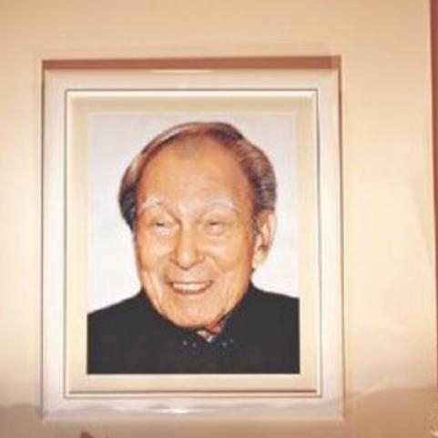 李小龙片场被误伤真相曝光!60岁石坚这一拳背后,藏着武学大师