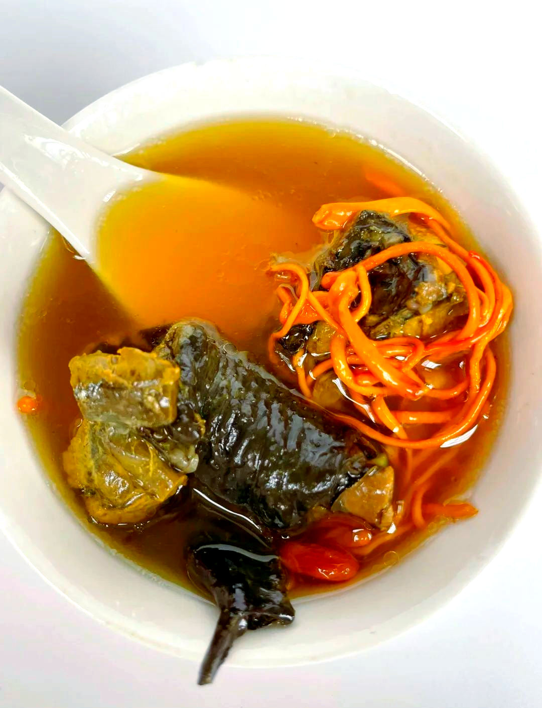 一碗虫草花乌鸡汤,气血双补暖深秋