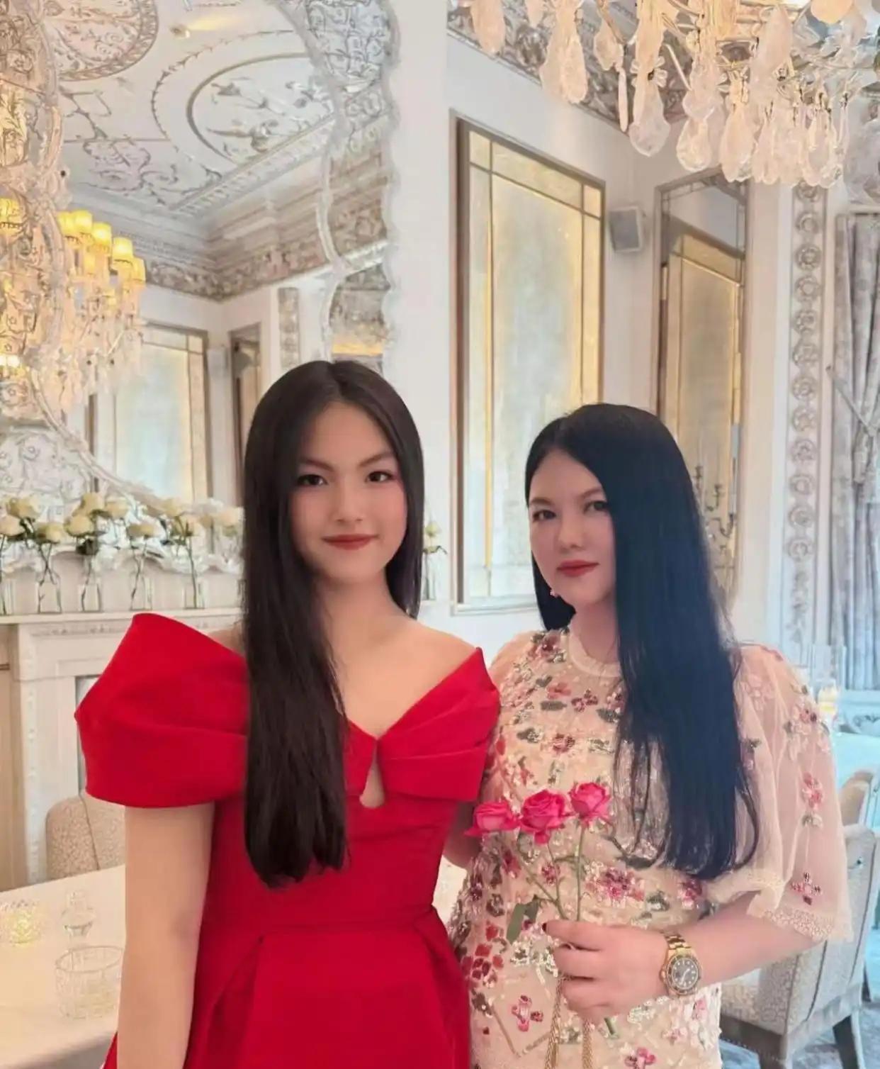 突发李湘账号全面被封3方面原因被猜测女儿王诗龄受牵连