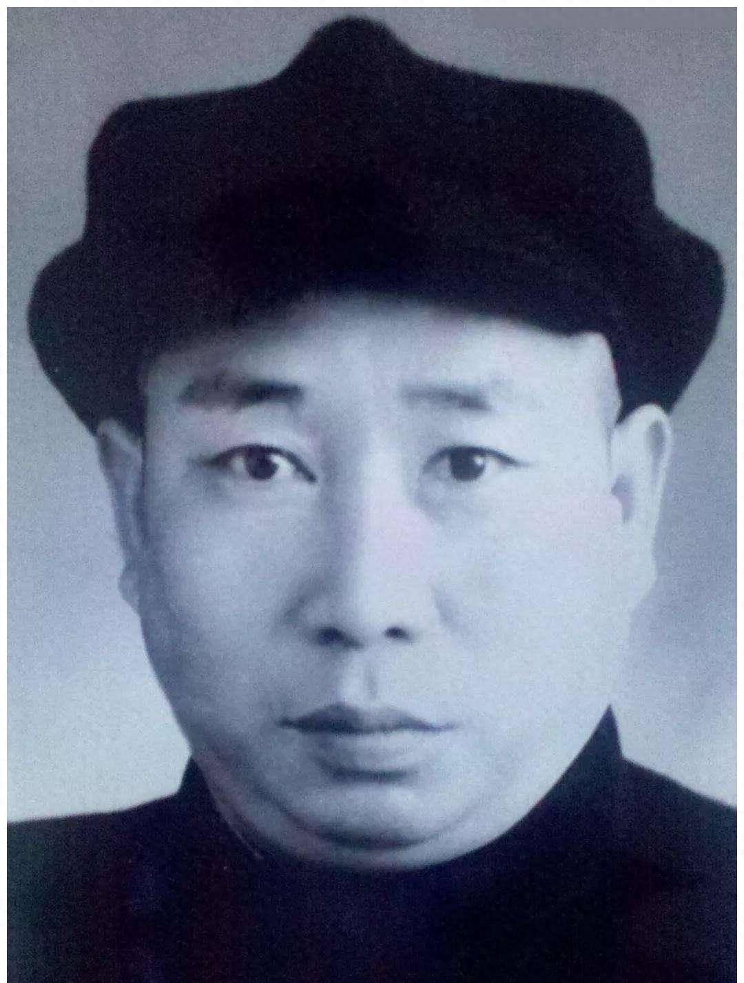 他曾是哥老会的大佬还当过红29军军长为何在1954年却被开除党籍呢?