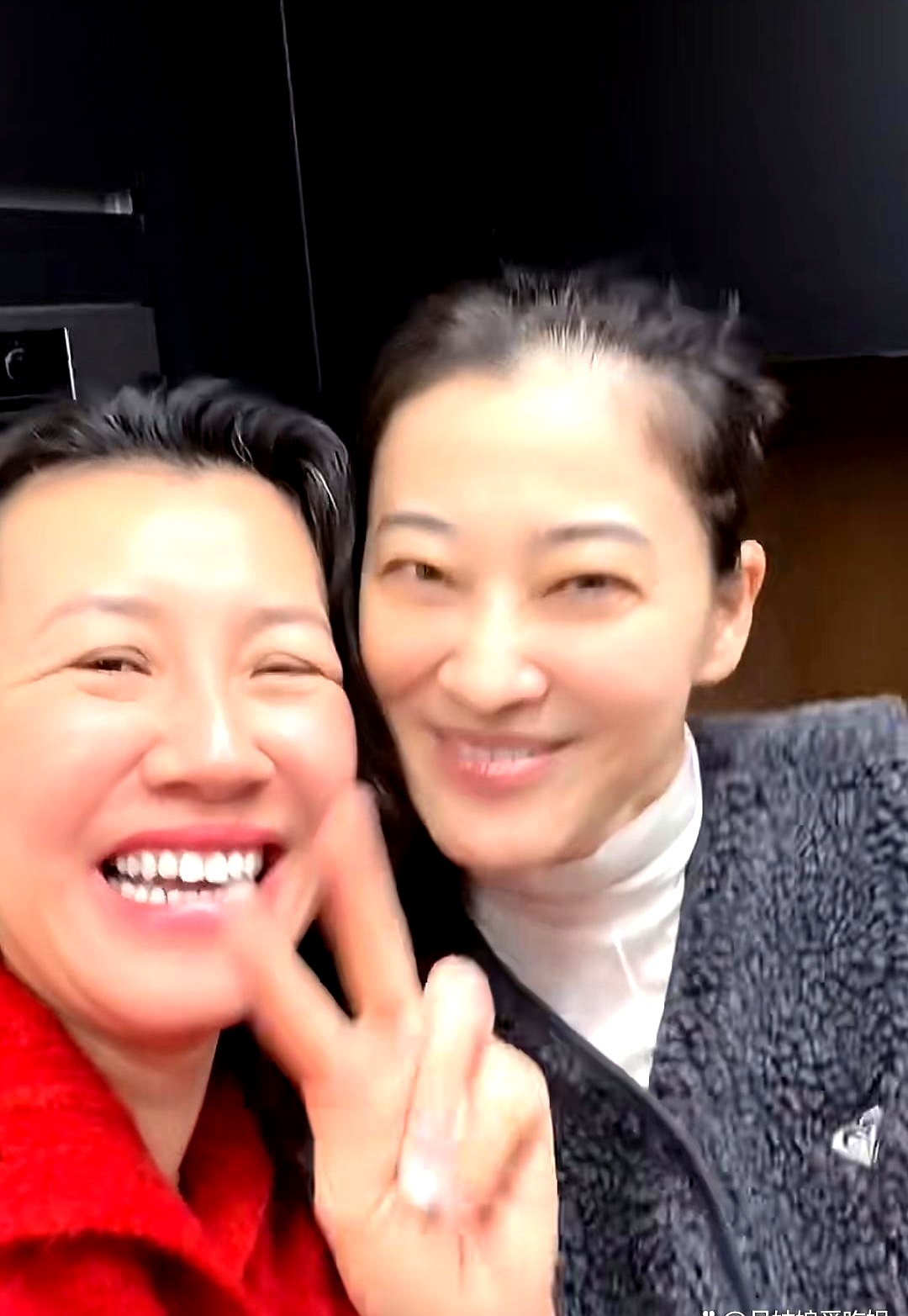 梅婷春节邀德华刘琳来家聚餐