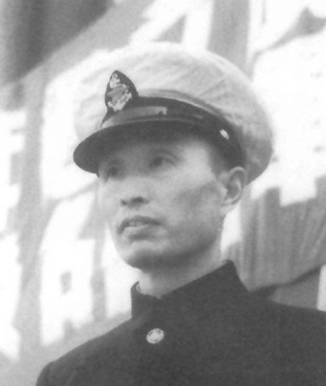 海军副司令王宏坤当场怒怼副总长张爱萍你的后台是谁竟敢如此强硬