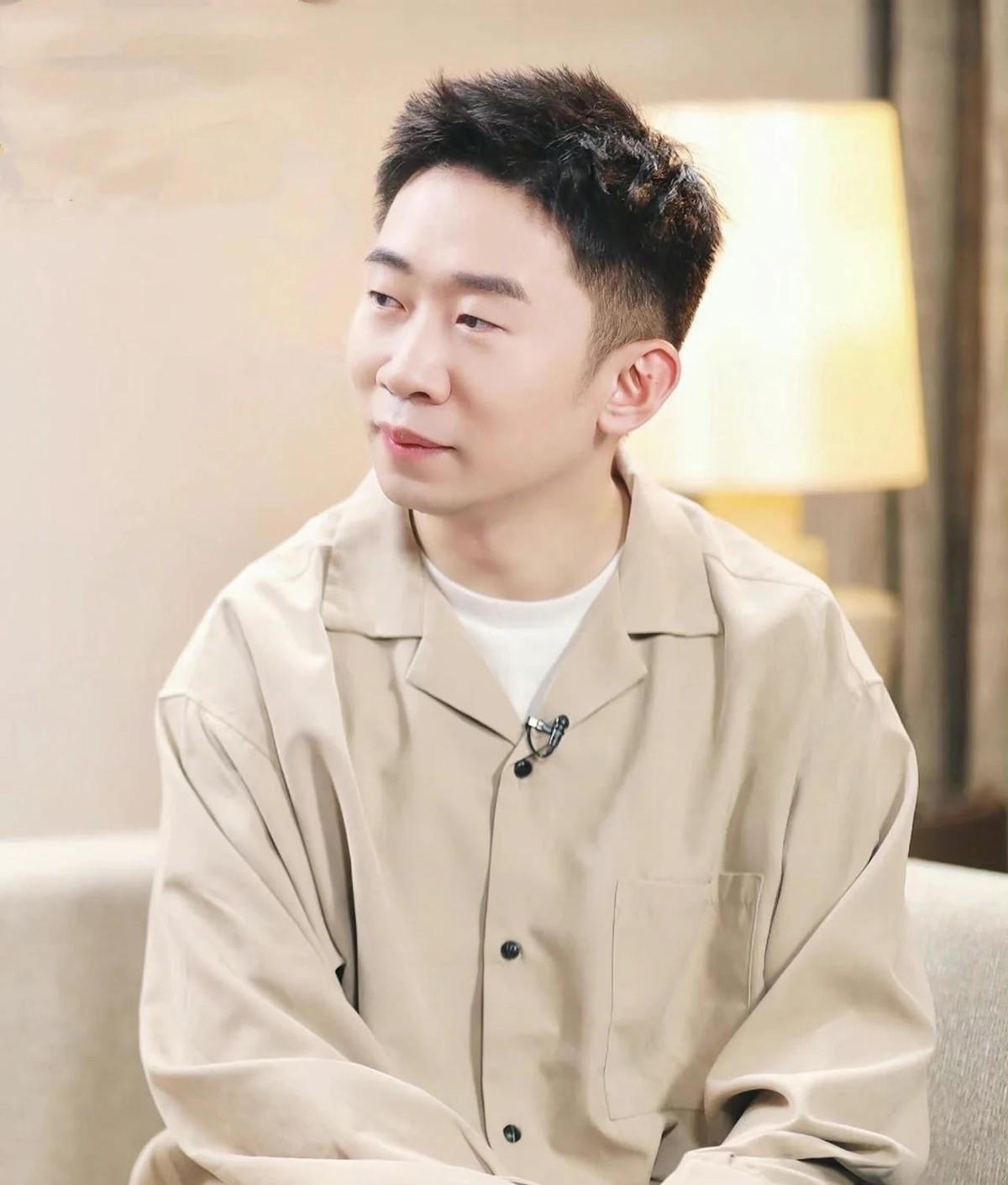 杨迪曾冒犯一位当红明星节目中途被解聘之后绝交整整七年