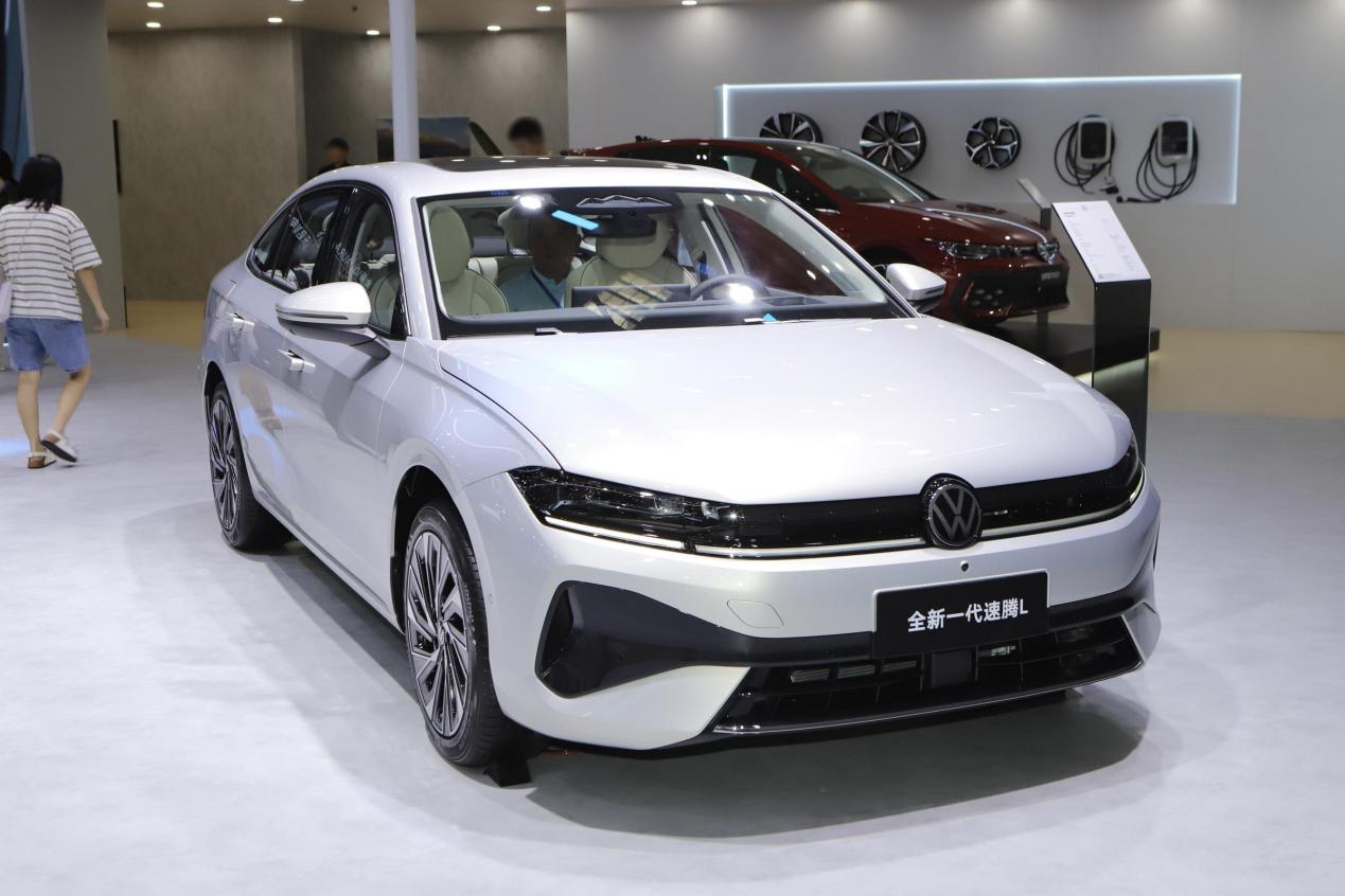 2026款 速腾L 300TSI DSG豪华型