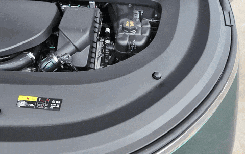 提新能源车避坑指南：交付现场死磕这5个细节，千万别被销售忽悠！-有驾
