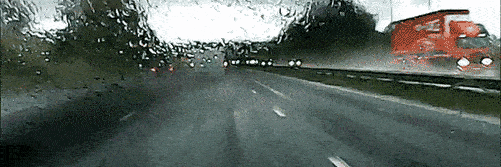 高速遇雨天如何保命？掌握这套专家级行车避险指南，关键时刻能救命-有驾