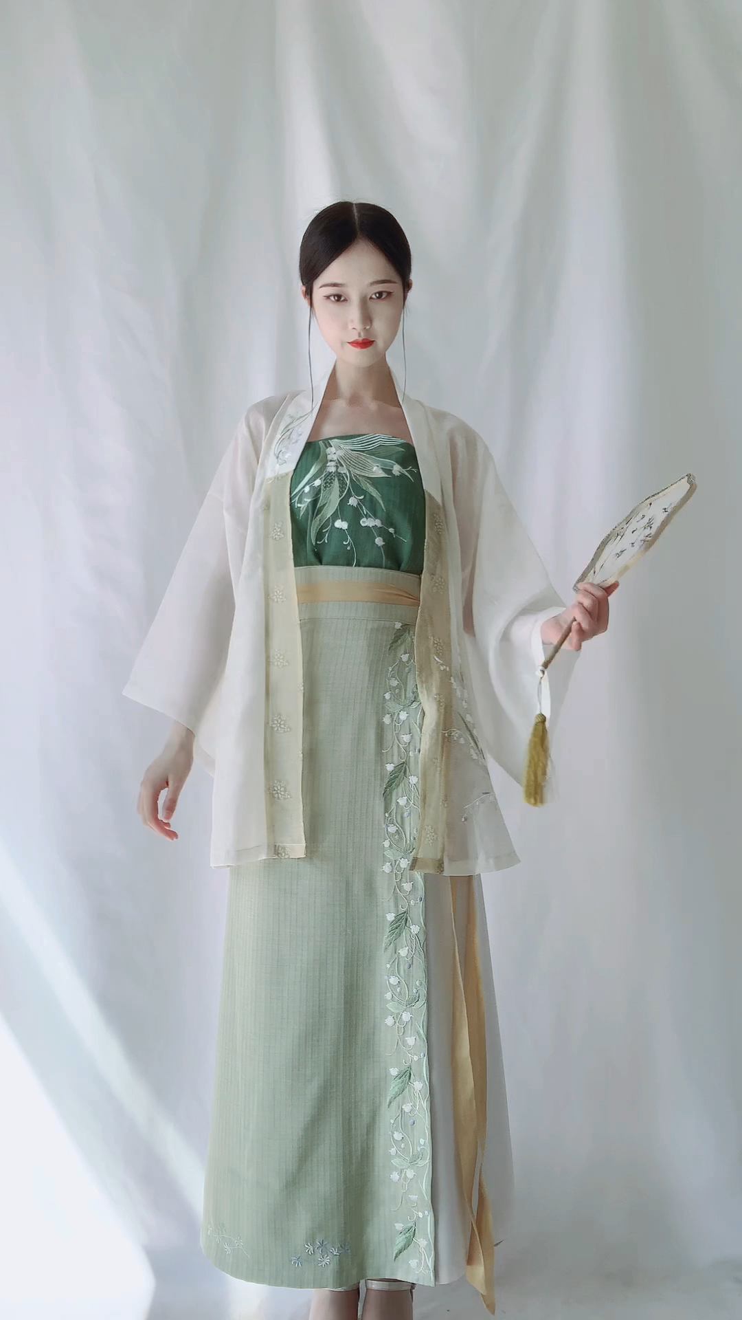 宋制旋裙有多显身材?