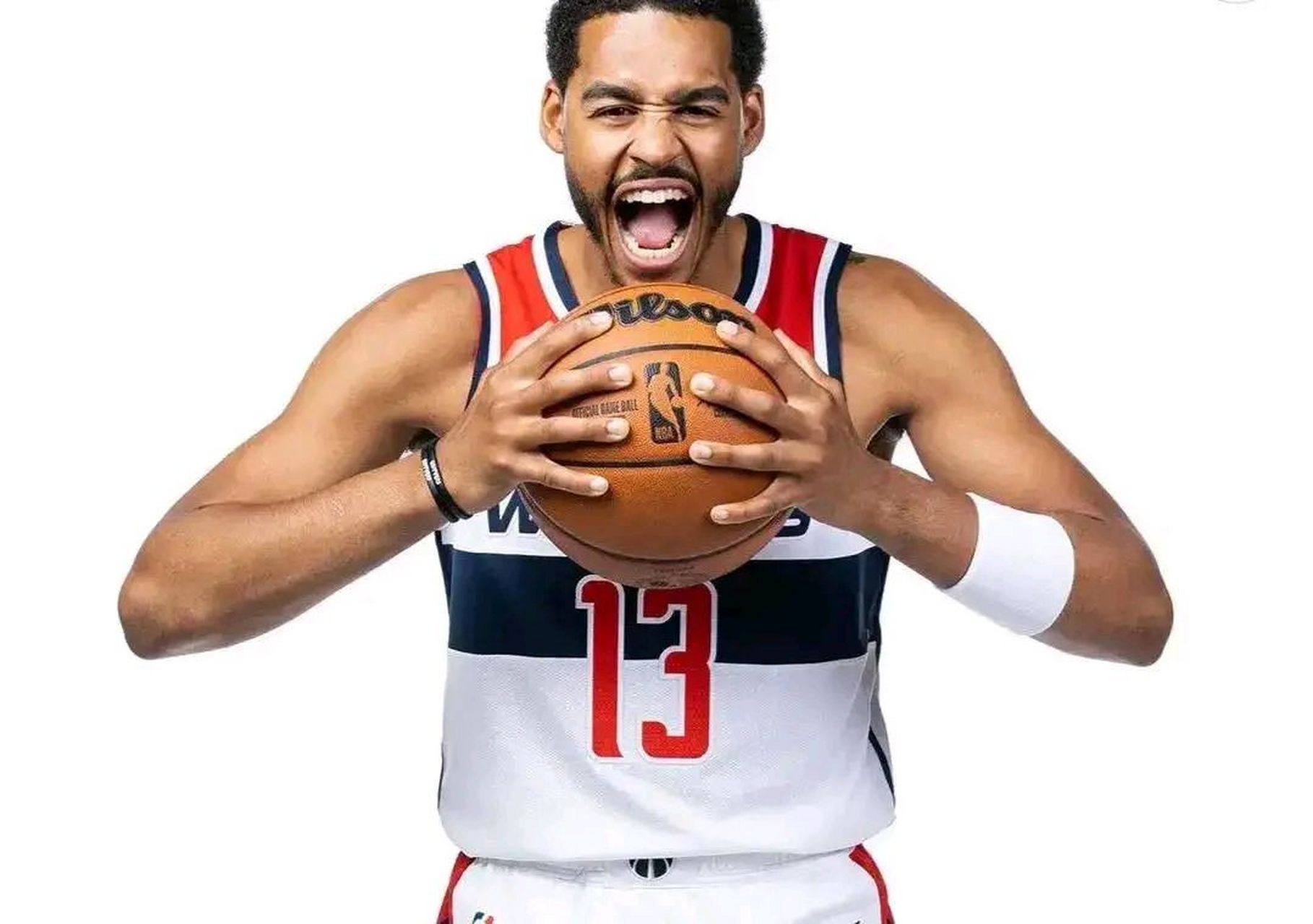 普尔事件再次引起了关注,各方对此事持不同的观点和解读.