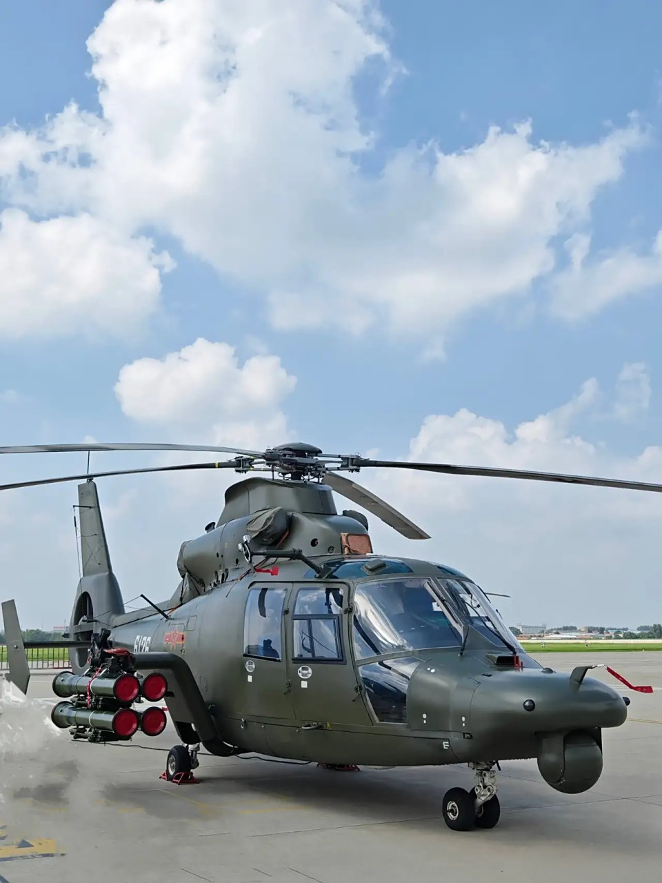 直-9直升机是解放军直升机历史上的一员重要角色,曾是解放军主力担当