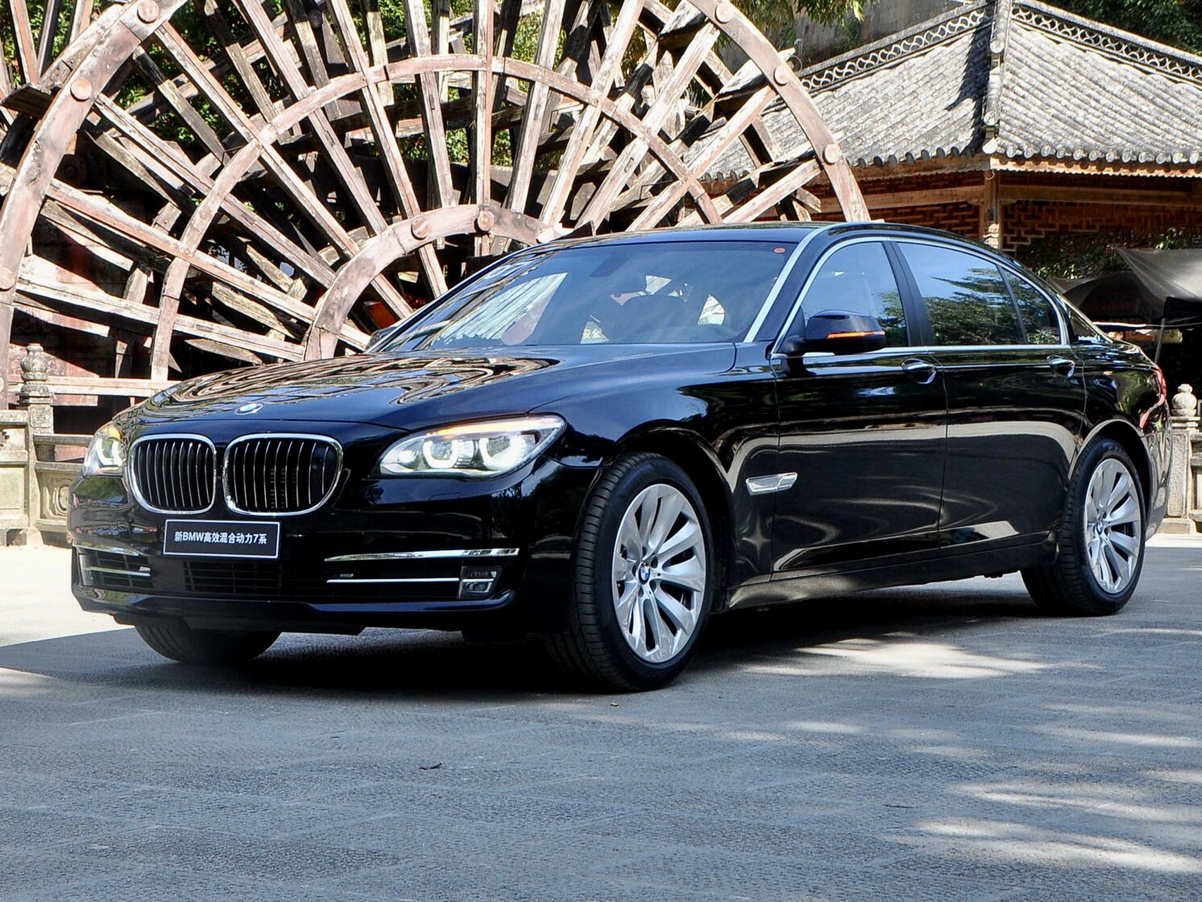 大气,豪华至极的这辆老款宝马7系是第几代?