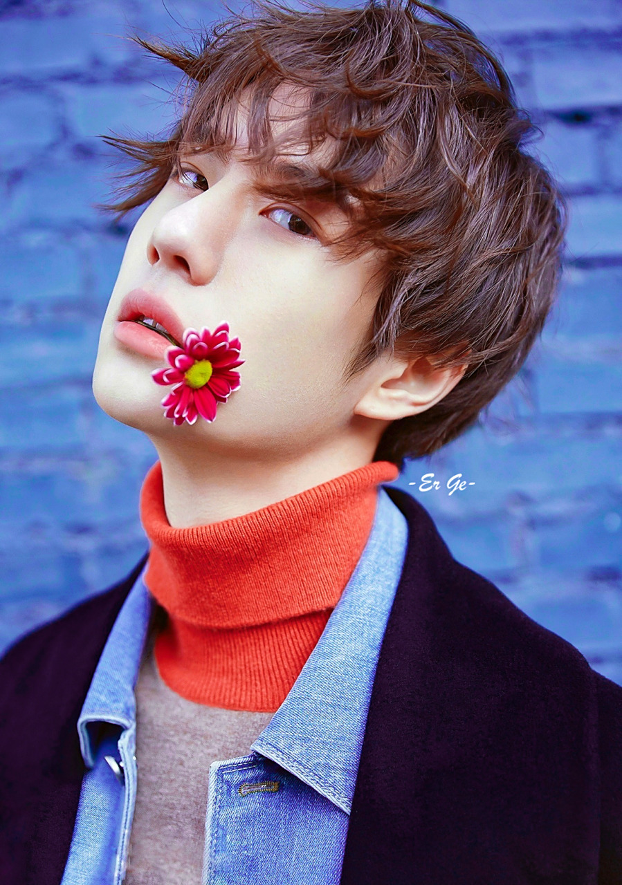 服了 世界上怎么会有这么帅的男人,蓝色忧郁帅哥#王一博