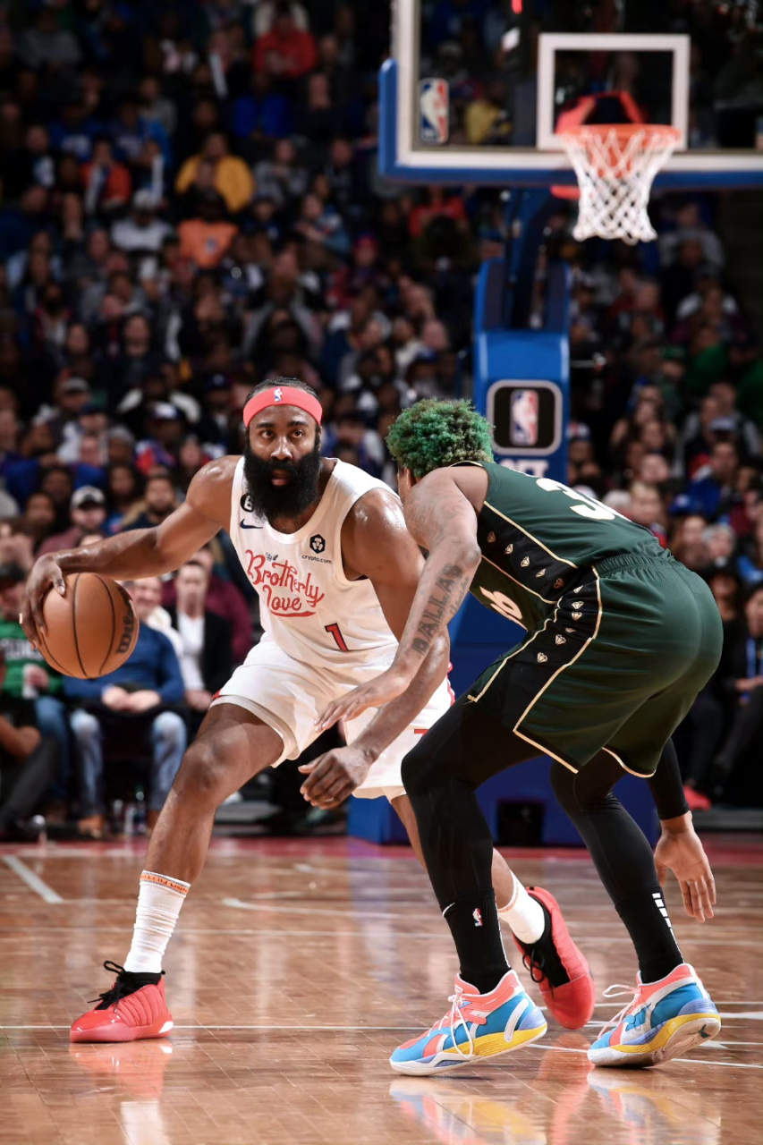 Uzi与50激战德国队分钟丹佛掘金围绕NBA常规赛状态回暖，连对手都承认：塔图姆在热火比赛中精彩发挥