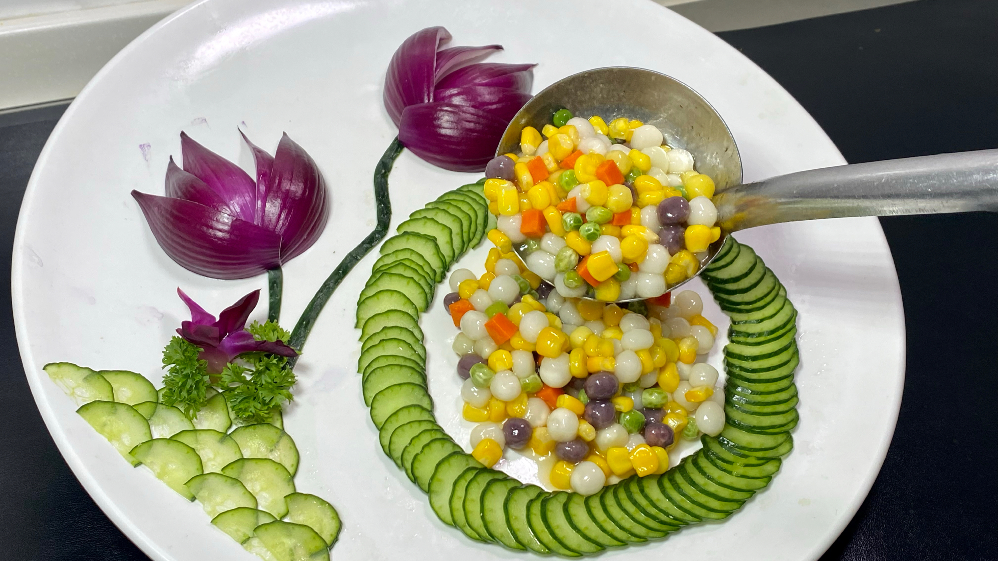 年夜饭玉米您就这样做,香甜爽口好看还好吃,关键是寓意还好