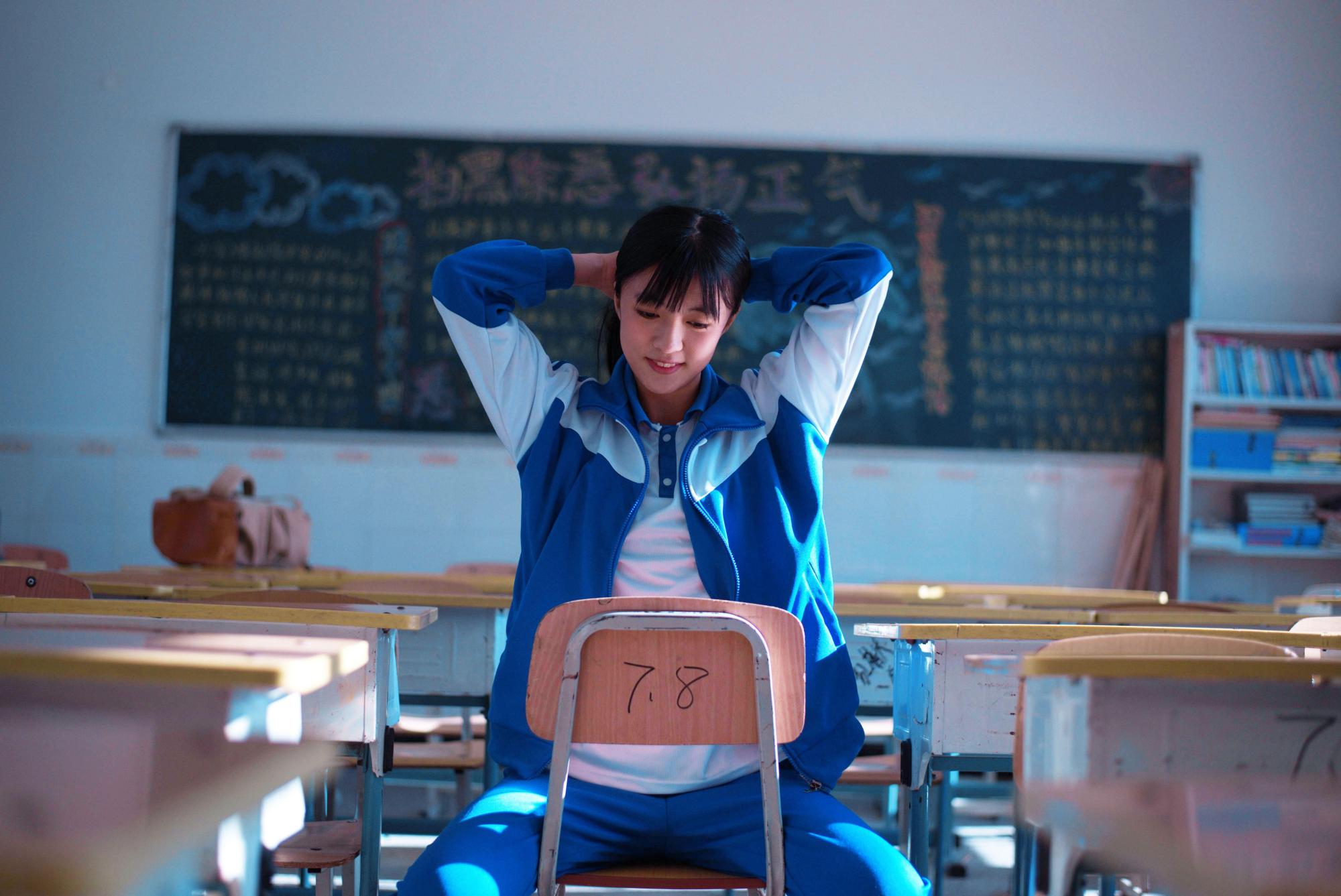 jk制服美少女:还记得学生时代暗恋过的女生吗?