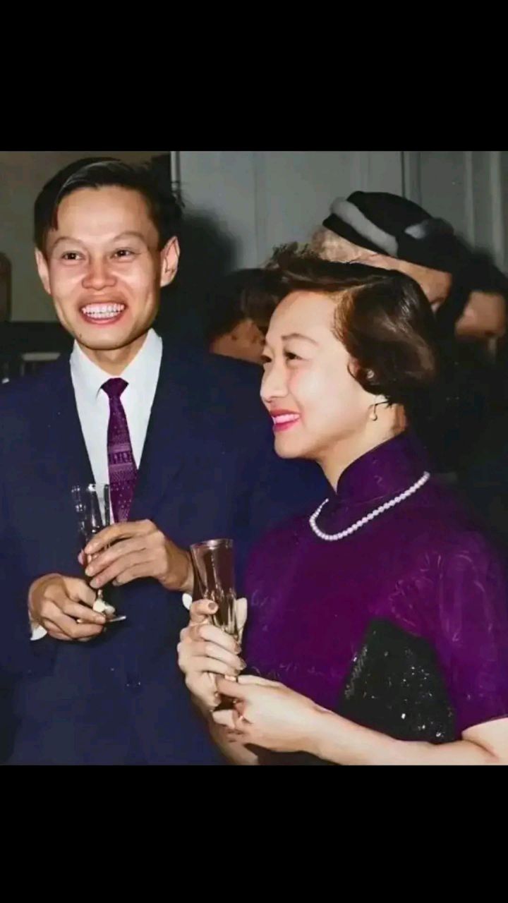 杨振宁前妻杜致礼和现任妻子翁帆,杨振宁说翁帆像他的前任妻子,感觉没