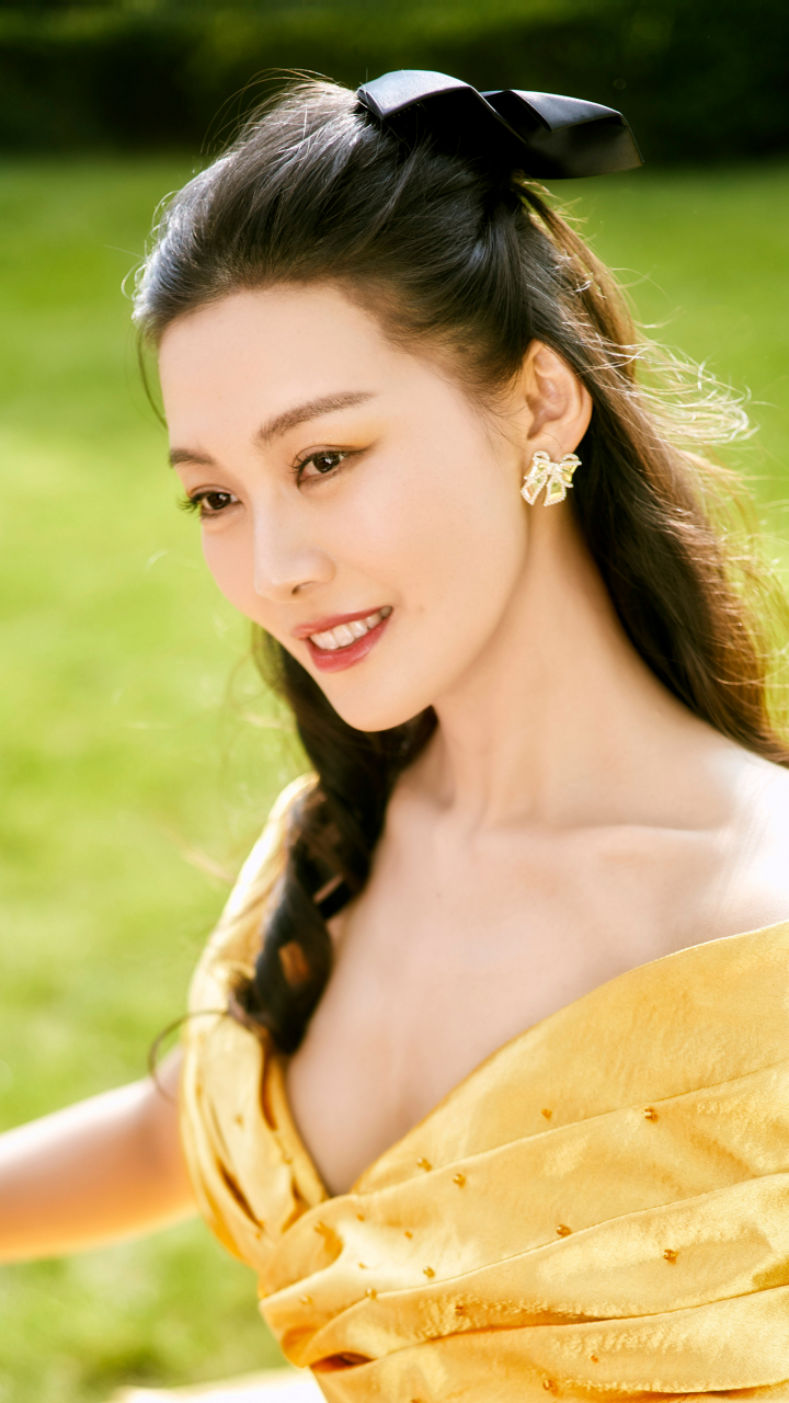 美女歌唱家～常思思[鲜花]