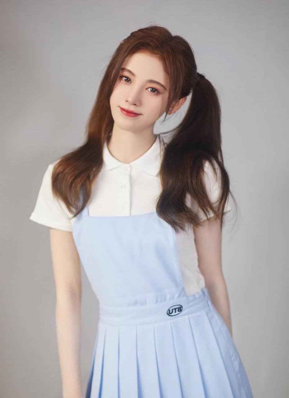 真的想看鞠婧祎演一部青春校园剧,她的颜值状态包括年龄明明都很适合