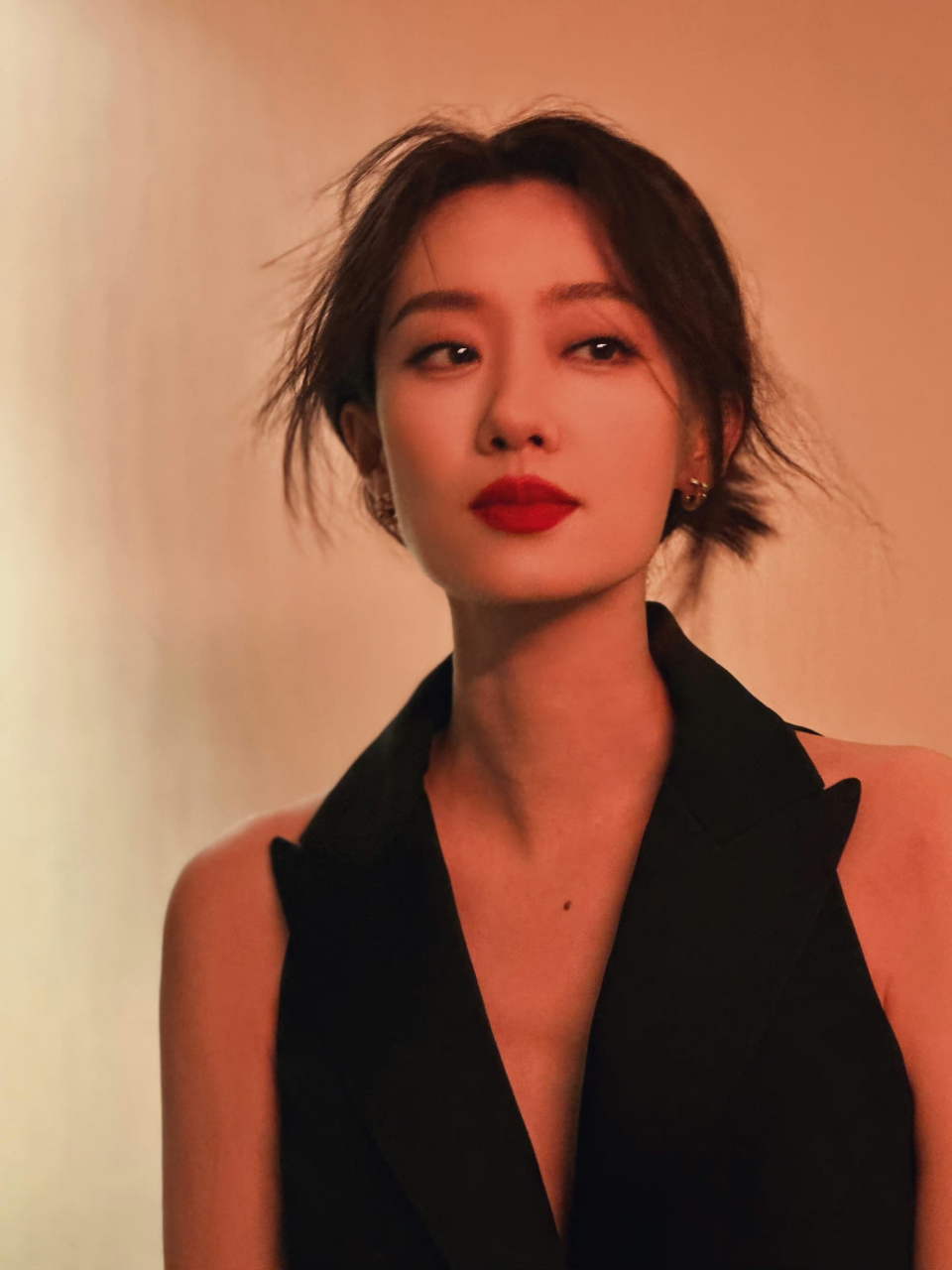 张小雯这张氛围感直接拉满!