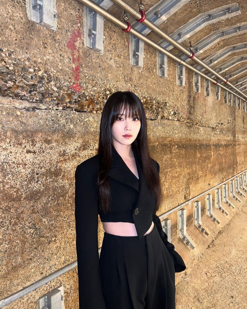 明星穿搭# #明星动态# #iu李知恩