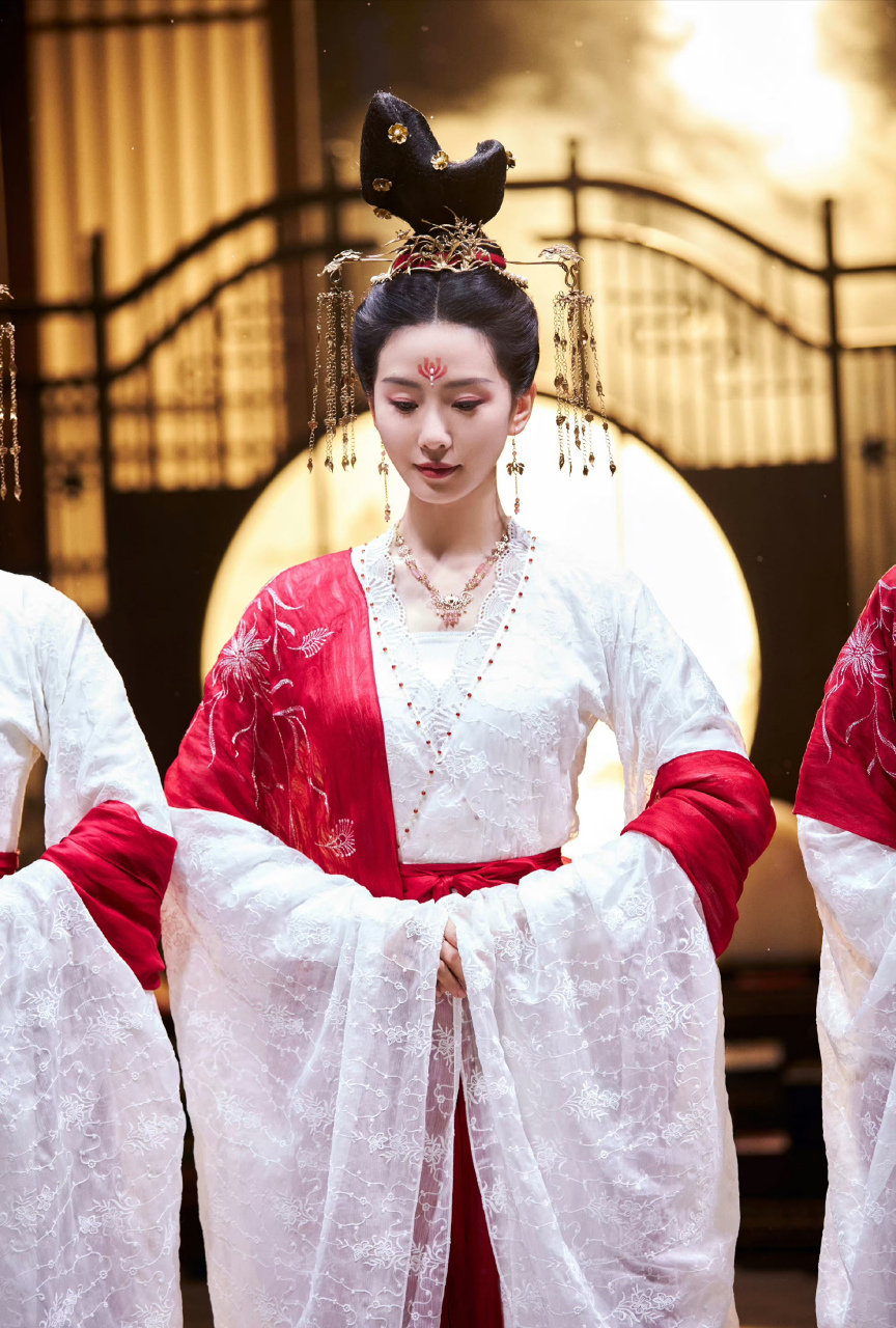 安利我的爱豆# 我的爱豆我来宠,刘诗诗新剧开播,一念关山也成为了