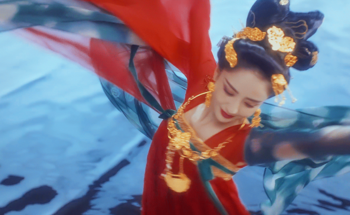 佟丽娅也太美太仙了!宛如敦煌壁画上飞下来的仙子