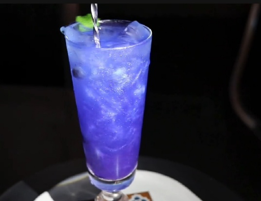 蝶豆花调鸡尾酒,简单易上手