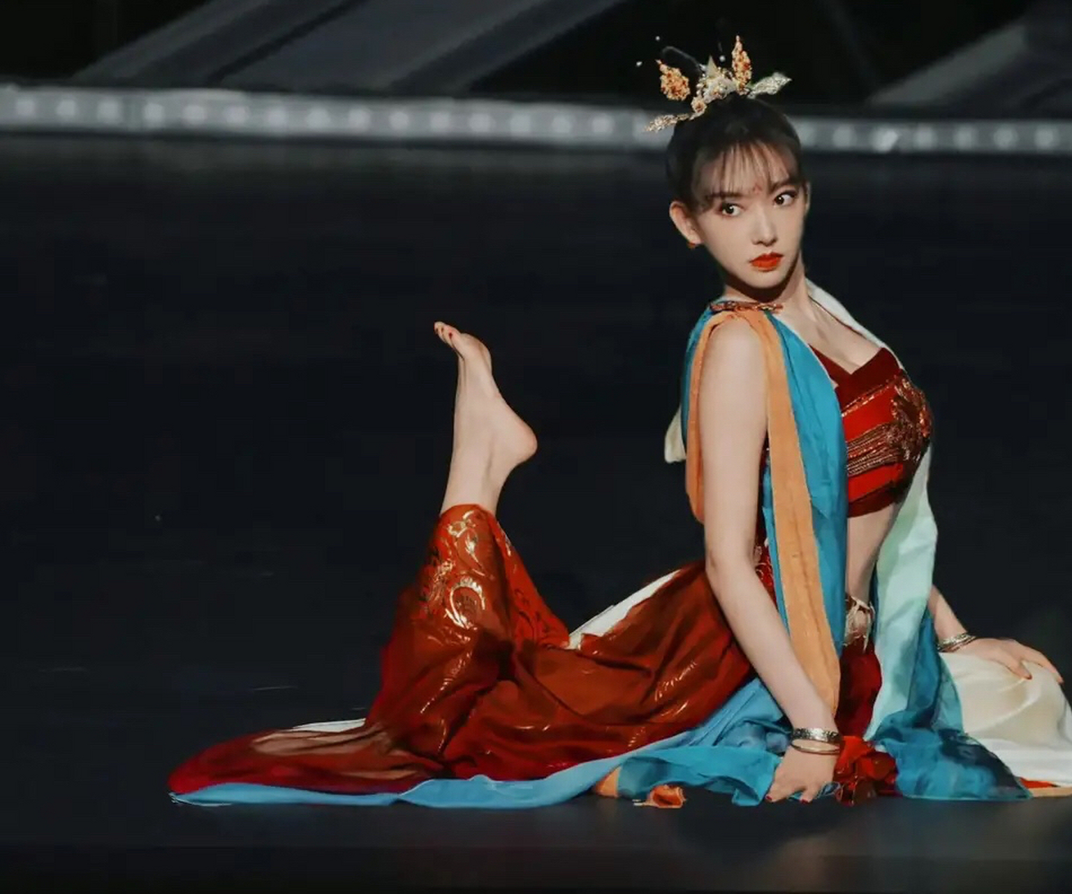 程潇舞蹈不错,就是表情管理有种惆怅的感觉!